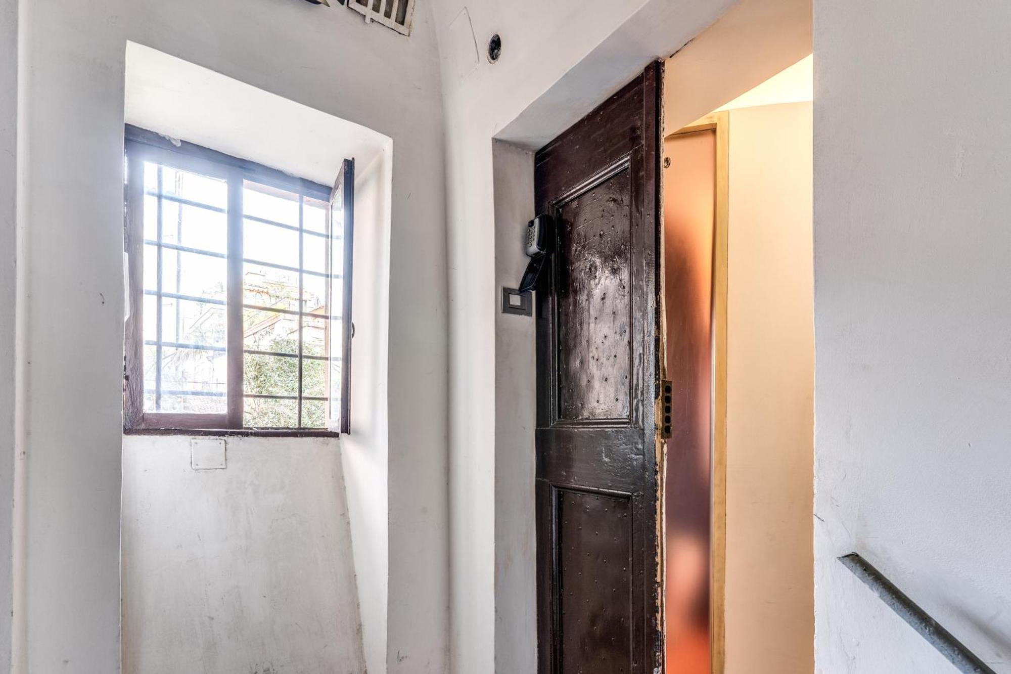 Suite San Calisto Trastevere - Rome Historical Center Cir 25486 Bagian luar foto